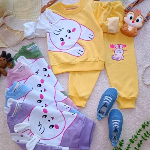Girls' blouse and trousers, ages 1 to 5