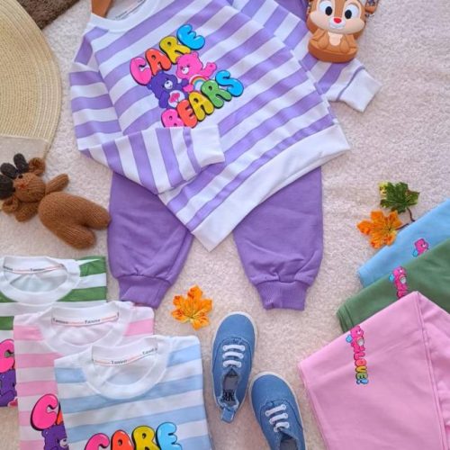Girls' blouse and trousers, ages 4 to 7