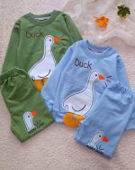 Girls' blouse and trousers, sizes 35 to 45