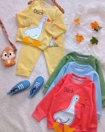 Girls' blouse and trousers, sizes 35 to 45
