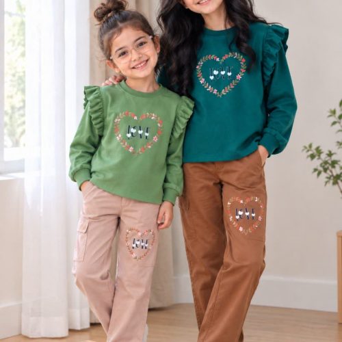 Girls' blouse and trousers, sizes 35 to 60