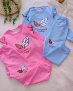 Girls' blouse and trousers, sizes 45 and 50