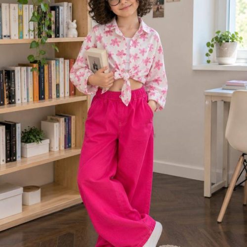 Girls' blouse and trousers, sizes 55 to 65