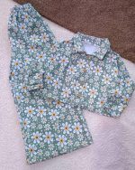 Girls' crop top and trousers, sizes 50 to 65