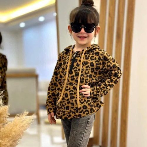 Girls' hoodie, sizes 40 to 60