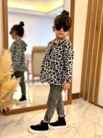 Girls' hoodie, sizes 40 to 60