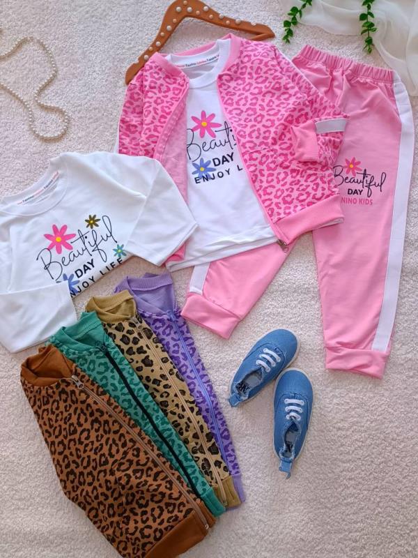 Girls' sweatshirt and pants set, sizes 40 and 45 (7) Girls' sweatshirt and pants set, sizes 40 and 45