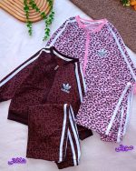 Girls' sweatshirt and trousers, sizes 40 to 55
