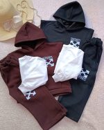 Girls' and boys' hoodie and trousers, sizes 45 to 60