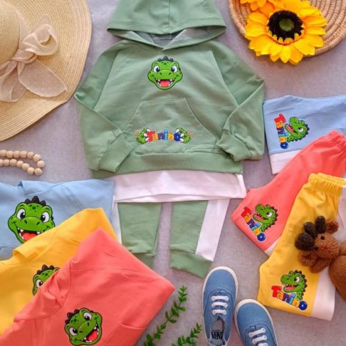 Girls' and boys' hoodies and trousers, sizes 35 to 50
