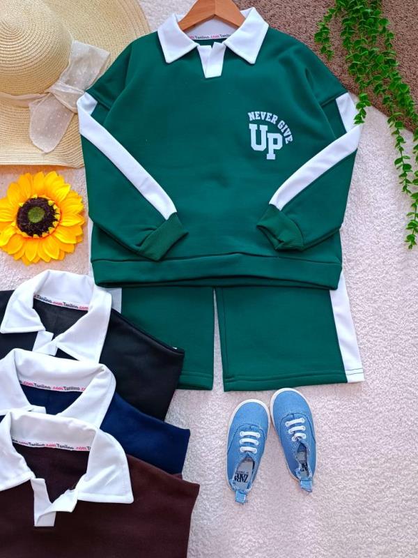 Girls' and boys' tops and trousers, sizes 55 to 70 (4) Girls' and boys' tops and trousers, sizes 55 to 70