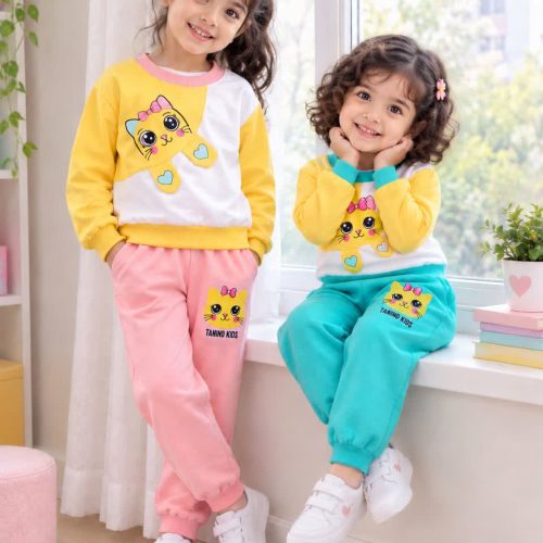 Girls' blouse and trousers, sizes 35 to 45