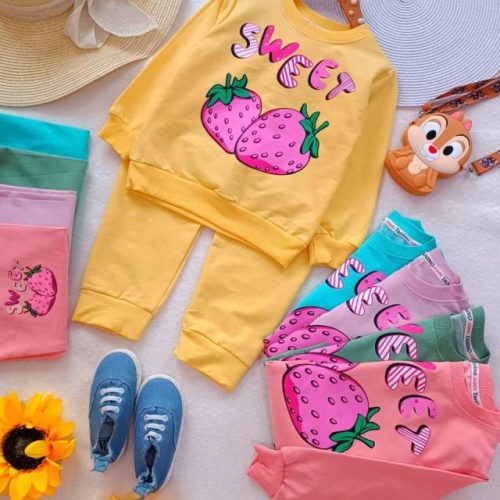 Girls' blouse and trousers, sizes 40 to 55