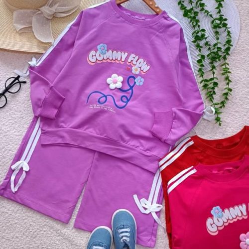 Girls' blouse and trousers, sizes 45 to 60
