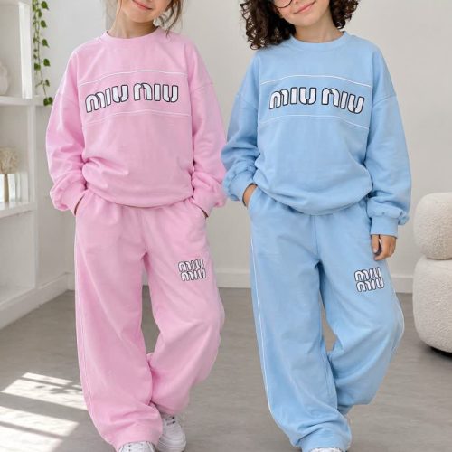 Girls' blouse and trousers, sizes 50 to 65