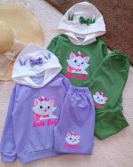 Girls' hoodie and pants, sizes 45 and 50