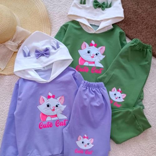 Girls' hoodie and pants, sizes 45 and 50