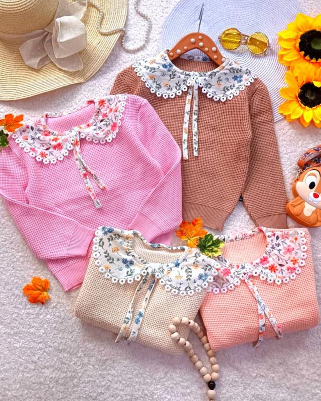Girls' knit blouse, sizes 40 to 55 (9) Girls' knit blouse, sizes 40 to 55