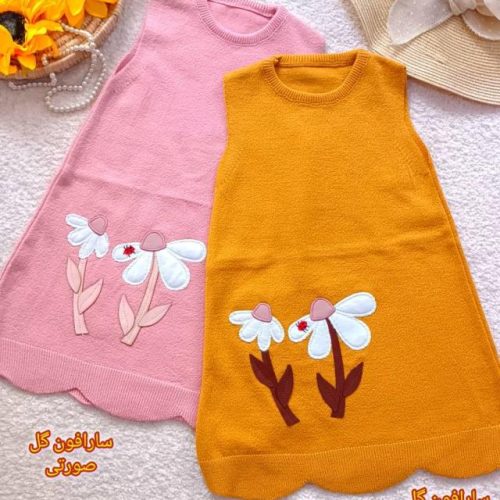 Girls' knit top, sizes 45 to 55