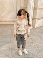 Girls' knitted cardigan, sizes 40 to 55