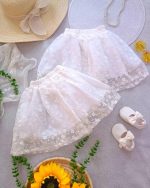 Girls' skirt, sizes 40 to 55