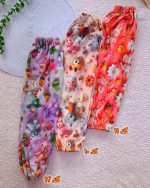 Girls' trousers, ages 2 to 10