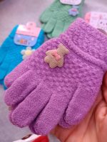 Gloves for girls and boys, ages 2 to 12