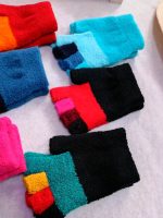 Gloves for girls and boys, ages 2 to 12