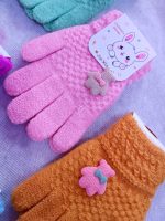 Gloves for girls and boys, ages 2 to 12