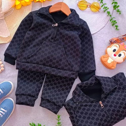 Hoodie and pants for girls and boys, ages 1 to 4 years